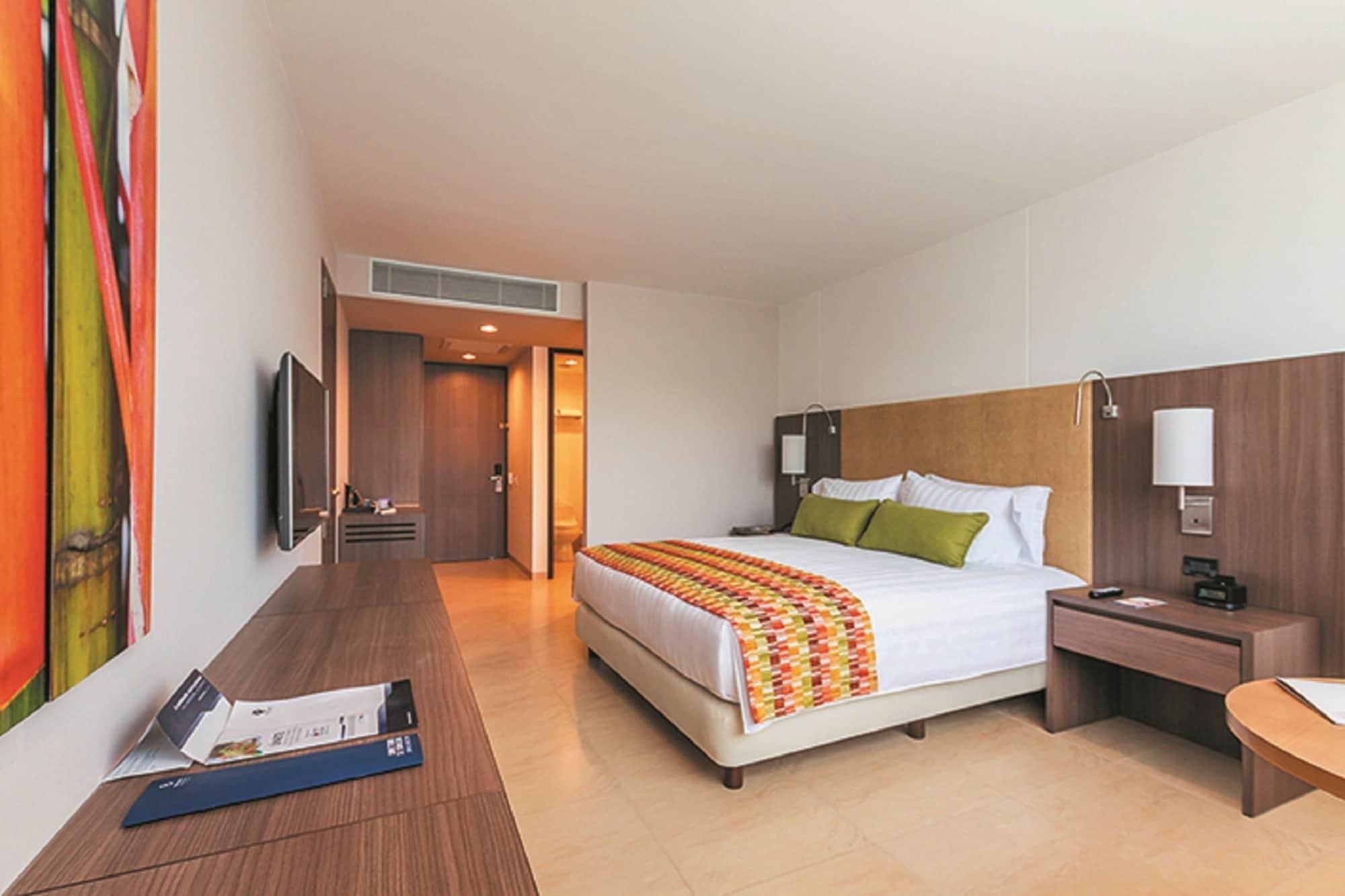 Estelar Villavicencio Hotel&Centro De Convenciones Exterior foto A room at the hotel