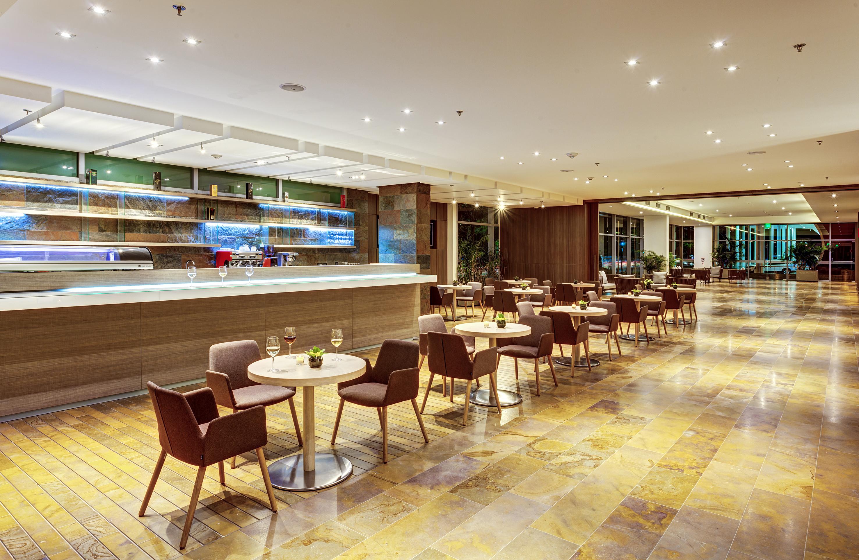 Estelar Villavicencio Hotel&Centro De Convenciones Exterior foto The lounge at the airport