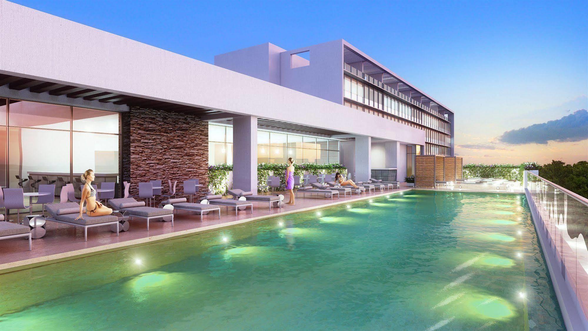 Estelar Villavicencio Hotel&Centro De Convenciones Exterior foto The pool at the rooftop